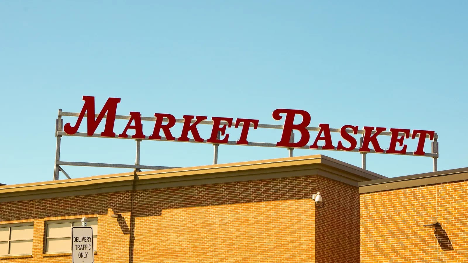 April saw five major grocery exec appointments